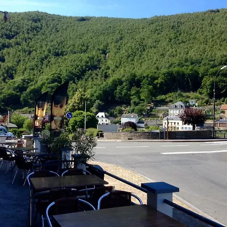 Contact Les Boucles De Meuse 3*